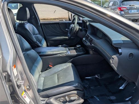 Used 2019 Lexus LS 500 AWD w/ Accessory Package (Z2) image 11
