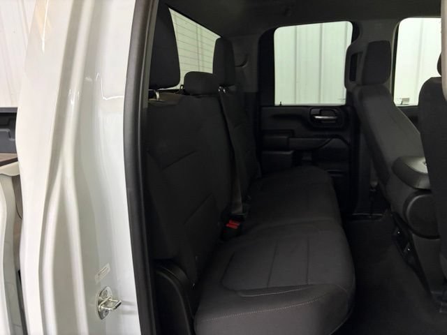 Used 2022 Chevrolet Silverado 2500 Custom w/ Custom Value Package AWD/4WD image 16