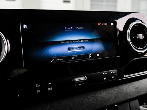 Used 2024 Mercedes-Benz Sprinter 2500 image 60