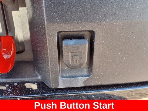 Used 2023 GMC Sierra 1500 AT4 w/ AT4 Premium Package image 27