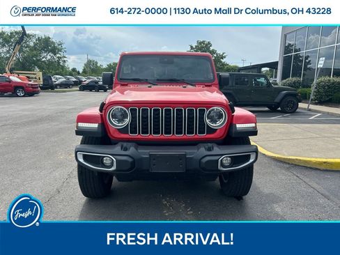 Used 2024 Jeep Wrangler Unlimited Sahara AWD/4WD image 9