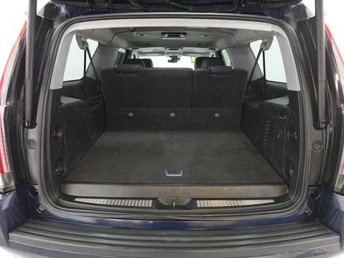 Used 2020 Cadillac Escalade ESV Premium Luxury image 29