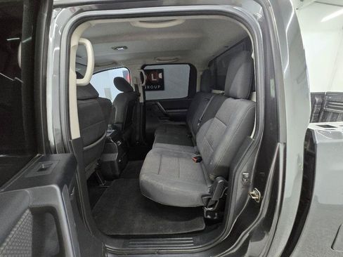 Used 2012 Nissan Titan SV RWD image 14