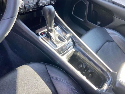 Used 2024 Jeep Compass Latitude image 22