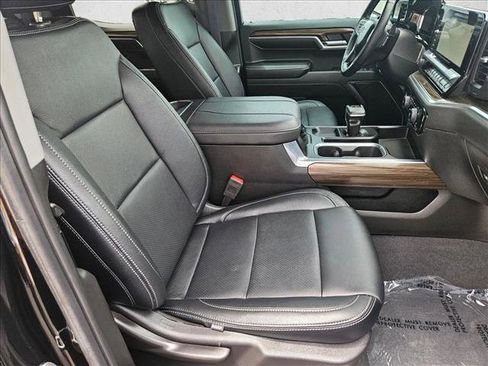 Used 2024 Chevrolet Silverado 1500 RST AWD/4WD image 20