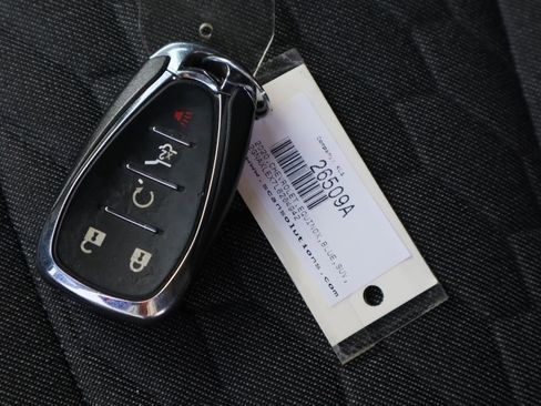 Certified 2020 Chevrolet Equinox LT image 30