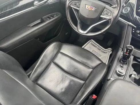 Used 2024 Cadillac XT6 Premium Luxury w/ Technology Package AWD/4WD image 23
