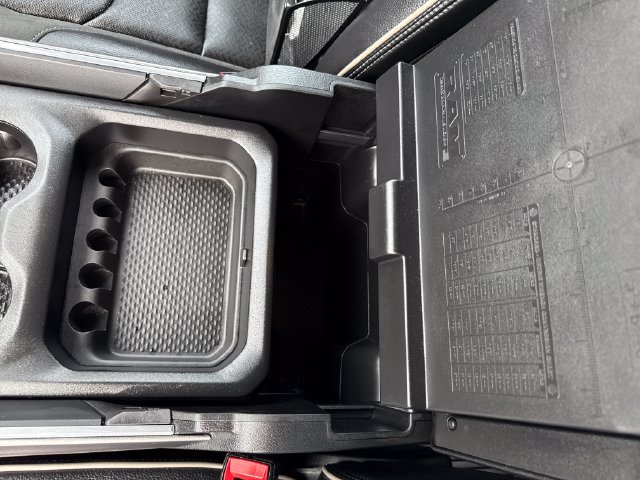 Used 2023 RAM 1500 Laramie AWD/4WD image 25