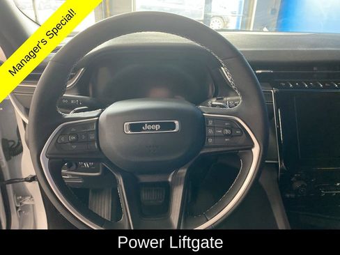 Used 2024 Jeep Grand Cherokee L Altitude image 6