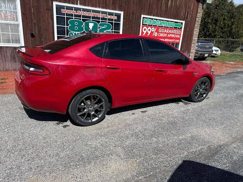 Used 2013 Dodge Dart SXT FWD image 9