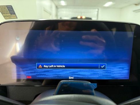 New 2026 Chevrolet Traverse RS image 21