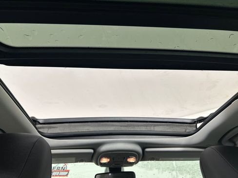 Used 2020 Jeep Compass Latitude w/ Popular Equipment Group image 20