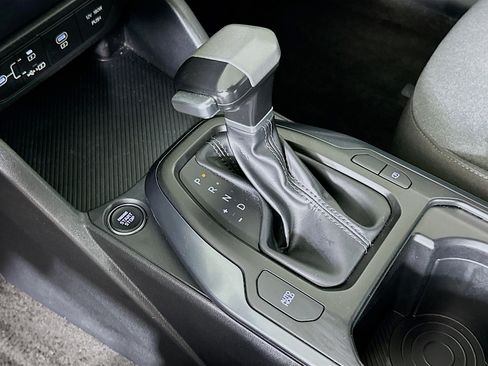 Used 2025 Kia K4 FWD image 24