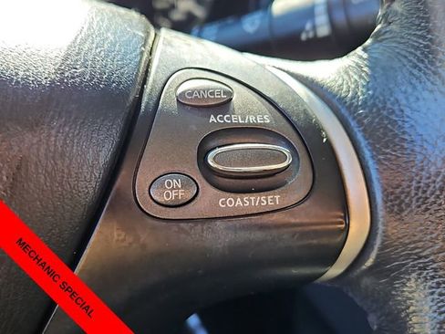 Used 2017 Nissan Pathfinder SL w/ SL Tech Package image 22