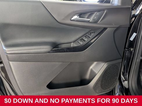 Used 2025 Chevrolet Equinox LT FWD image 11