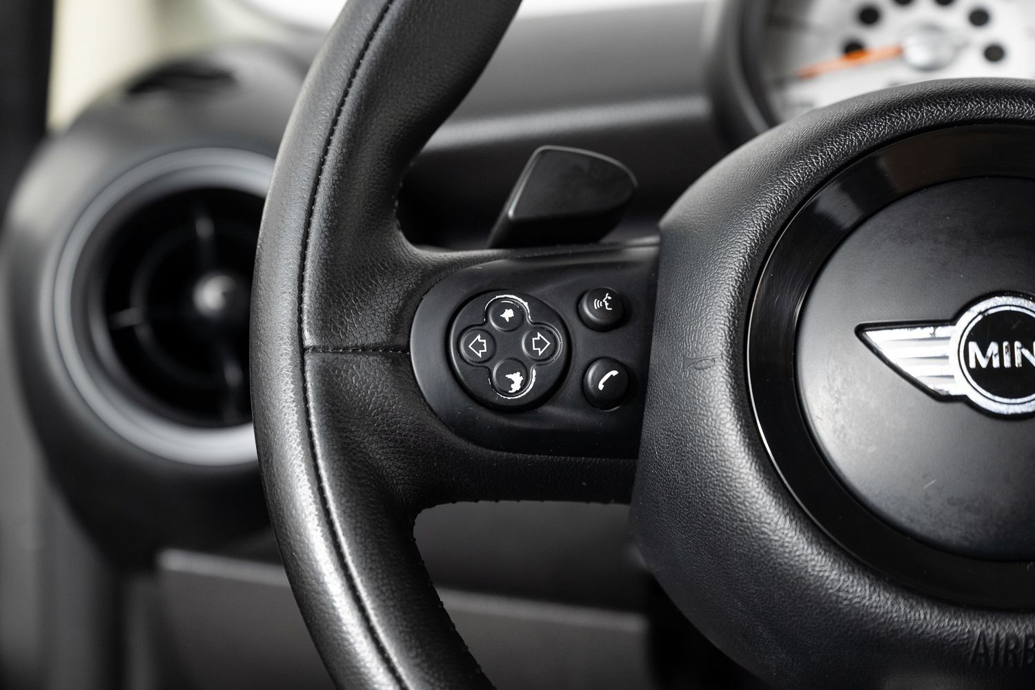 Used 2013 MINI Cooper Clubman S FWD image 23