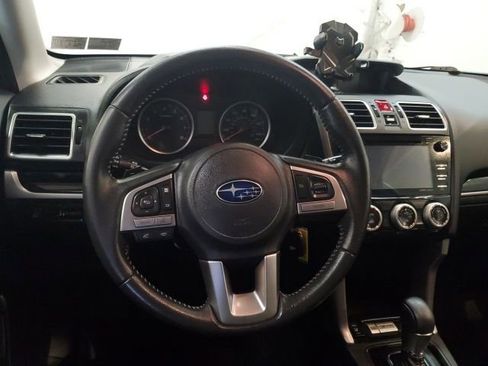 Used 2018 Subaru Forester 2.5i Premium AWD/4WD image 16
