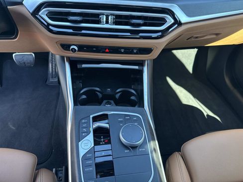 Used 2024 BMW 330e image 25