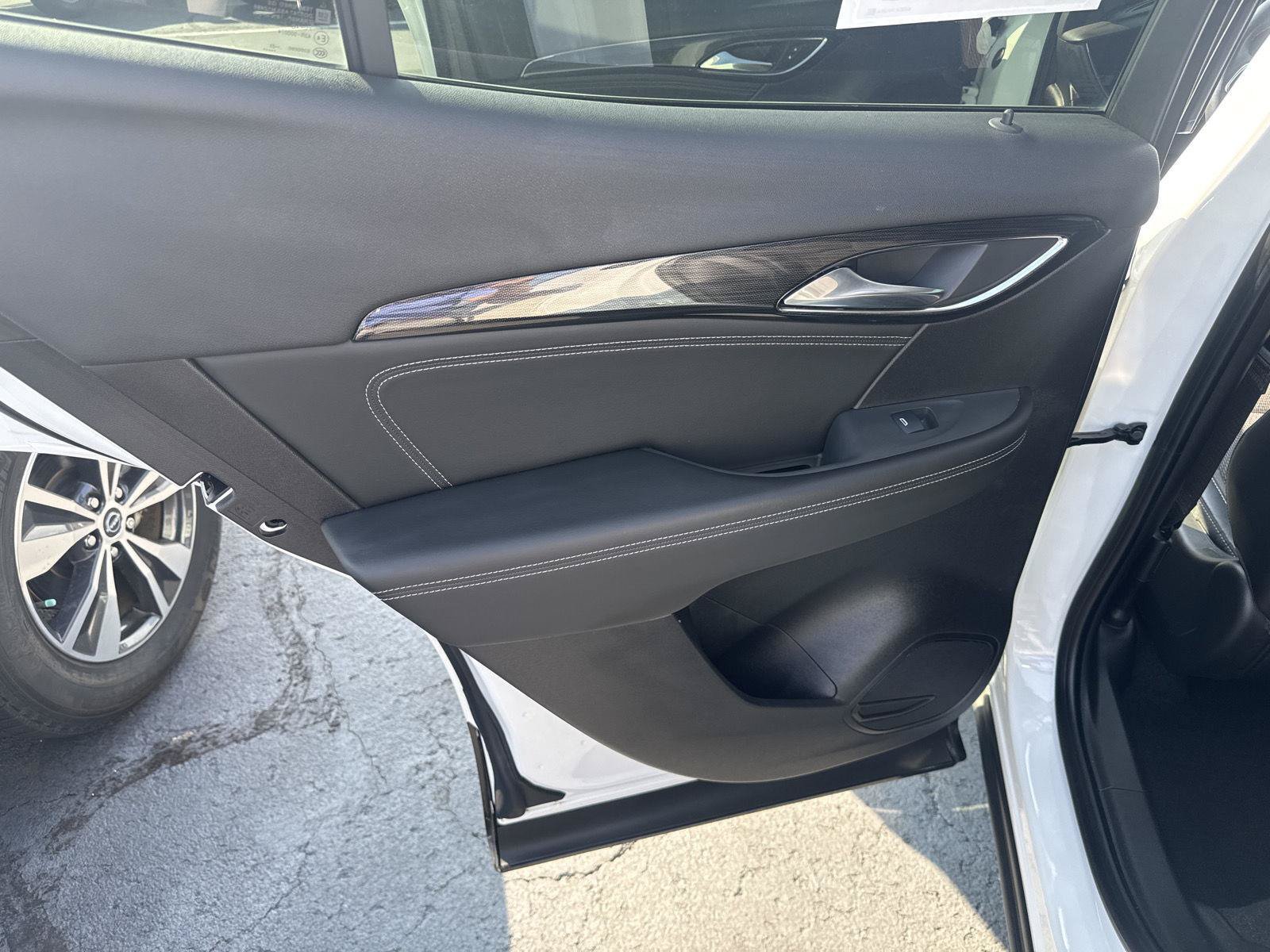 Used 2023 Buick Envision Preferred FWD image 12