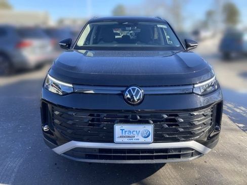 New 2026 Volkswagen Tiguan S AWD/4WD image 2