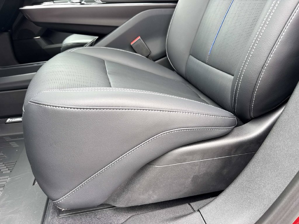 New 2027 Cadillac Lyriq Sport RWD image 20