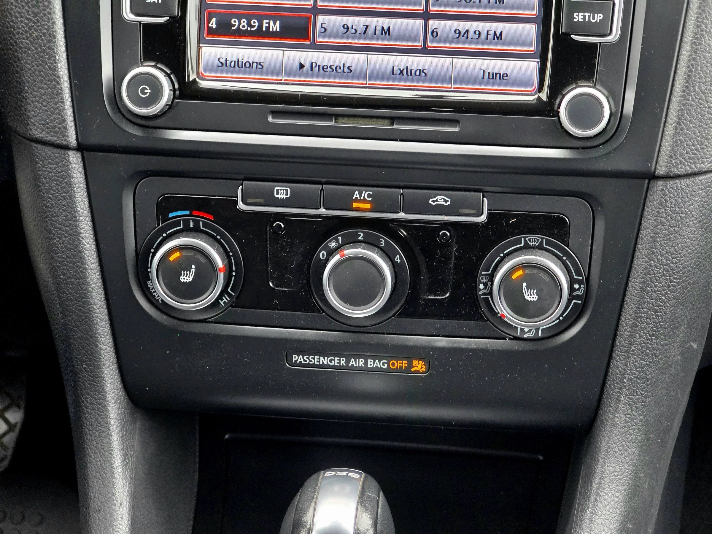 Used 2013 Volkswagen Golf TDI FWD image 29