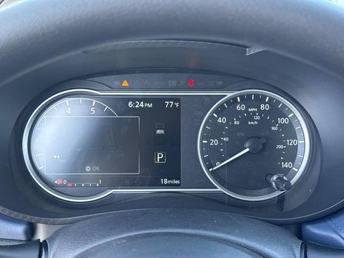 New 2025 Nissan Versa SV w/ Trunk Package image 30