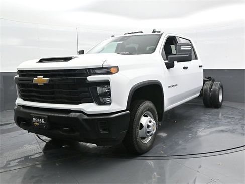 New 2025 Chevrolet Silverado 3500 W/T w/ WT Convenience Package image 2
