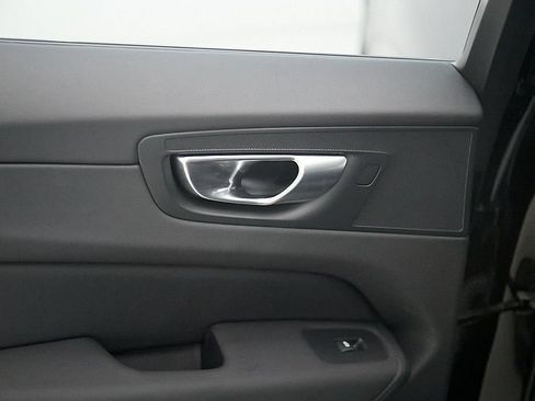 New 2026 Volvo XC60 B5 Plus w/ Protection Package Premier AWD/4WD image 20