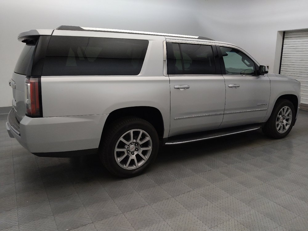 Used 2019 GMC Yukon XL Denali RWD image 10