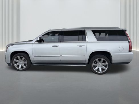 Used 2020 Cadillac Escalade ESV Luxury image 8