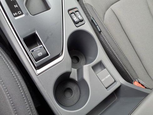 Certified 2025 Subaru Crosstrek 2.0i Premium image 15