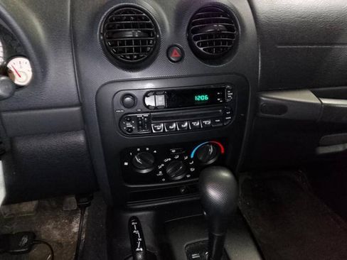 Used 2004 Jeep Liberty Sport w/ PWR Convenience Group AWD/4WD image 36