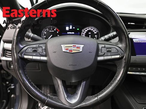 Used 2020 Cadillac XT4 Premium Luxury w/ Sun And Sound Package AWD/4WD image 10