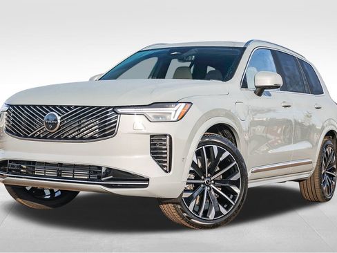 New 2026 Volvo XC90 T8 Plus w/ Protection Package AWD/4WD image 1