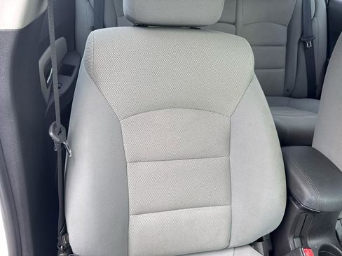 Used 2016 Chevrolet Cruze LT FWD image 10