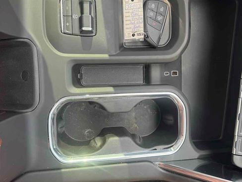 Used 2025 GMC Sierra 2500 Denali Ultimate image 23