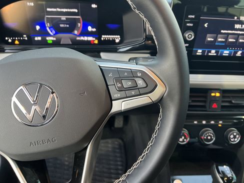 Certified 2025 Volkswagen Taos S image 19