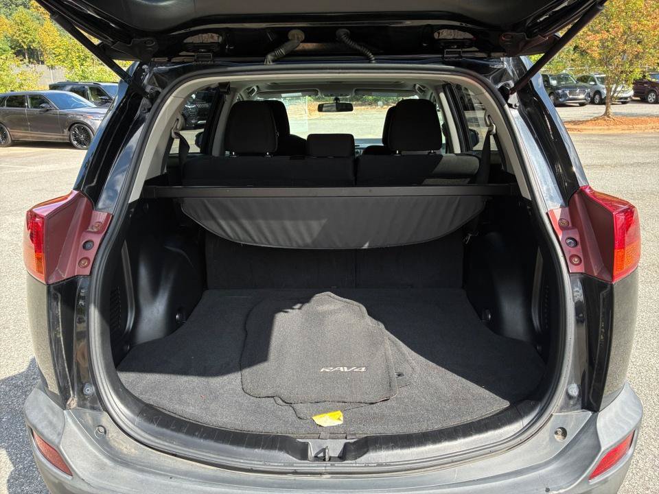 Used 2013 Toyota RAV4 XLE AWD/4WD image 19