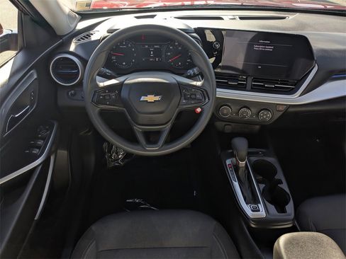 Certified 2024 Chevrolet Trax LS w/ LS Convenience Package image 13