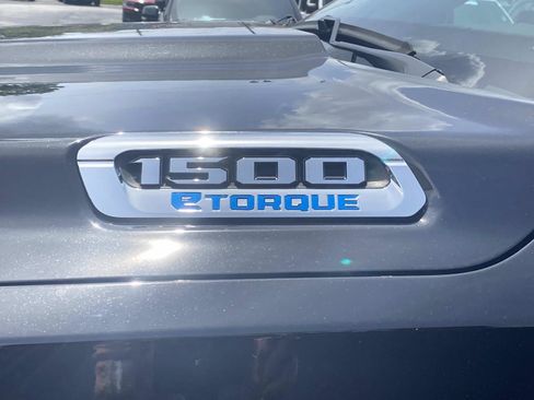 Used 2023 RAM 1500 Big Horn AWD/4WD image 12
