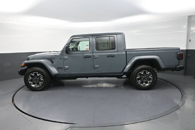New 2026 Jeep Gladiator Sport AWD/4WD image 5