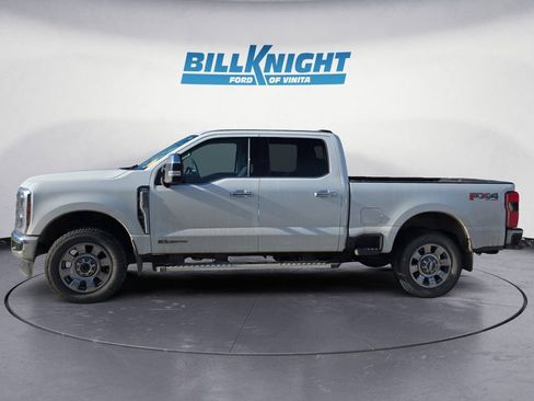 Used 2024 Ford F250 Lariat w/ Chrome Package image 2