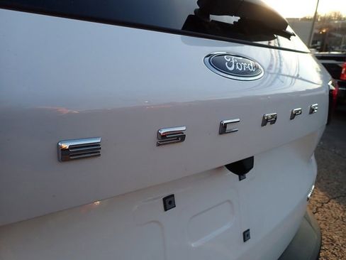 Used 2023 Ford Escape Active w/ Tech Pack #2 image 6