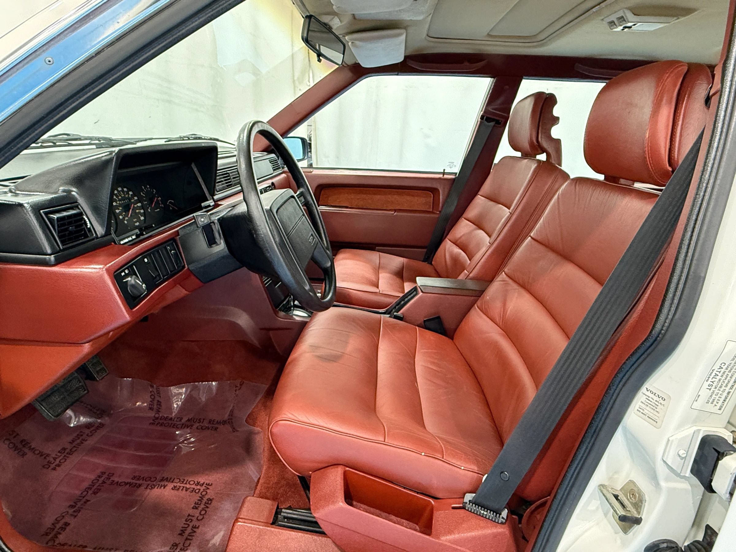 Used 1988 Volvo 740 GLE RWD image 13