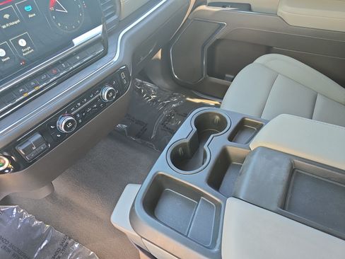 Used 2025 GMC Sierra 1500 SLT RWD image 21