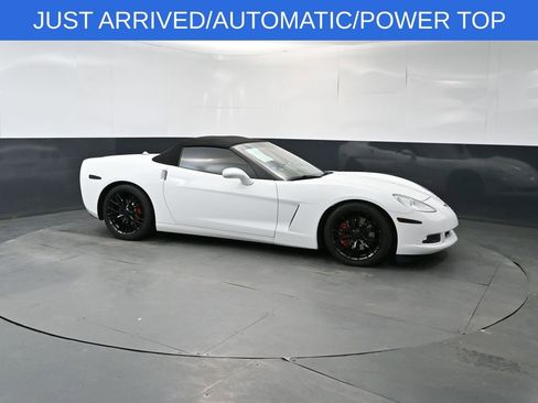 Used 2005 Chevrolet Corvette Convertible w/ Preferred Equipment Group RWD image 7