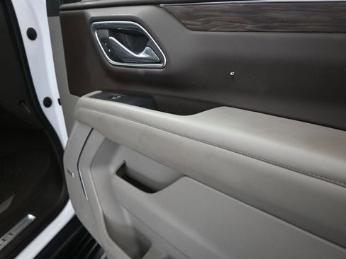 Used 2021 Chevrolet Tahoe LT w/ Rear Media and Nav Package RWD image 24
