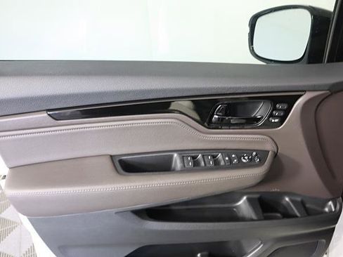 Used 2018 Honda Odyssey Elite image 26