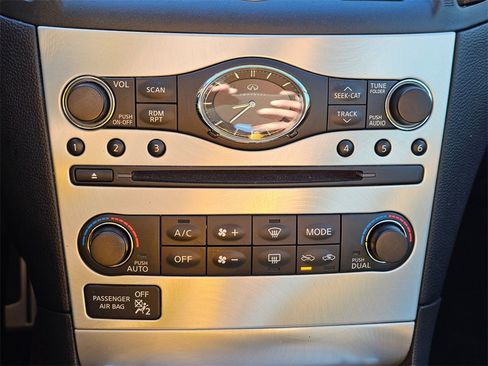 Used 2014 INFINITI Q60 Base w/ Premium Package image 29